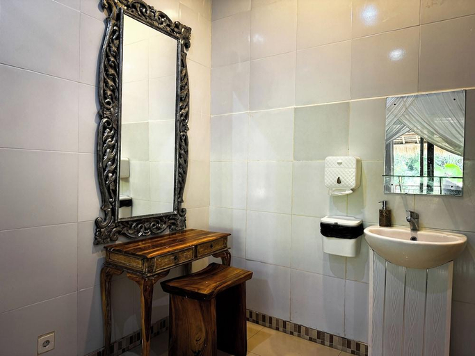 Bathroom 3, Kubuku Ubud, Gianyar