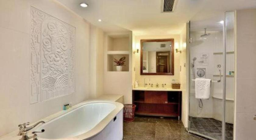 Bathroom 4, Dongyang Narada Grand Hotel, Jinhua