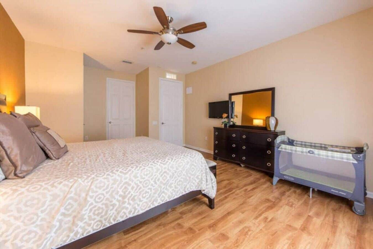 Room 2, Vc6-105 - 3BR Condo Resort Access Near Disney, Orange