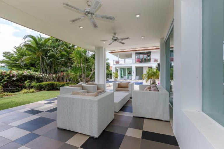 Food & Drinks 5, Unique Pool Villa with 5 Bedrooms and Sea View (PM-C1), Hua Hin