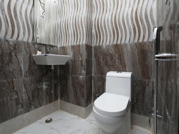 Bathroom, Hotel S Ambience, Delhi