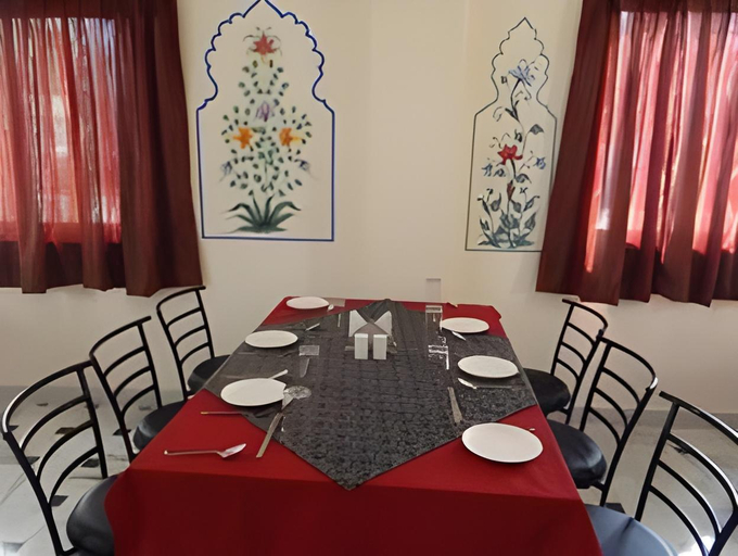 Food & Drinks 3, Hotel Dine 11, Udaipur