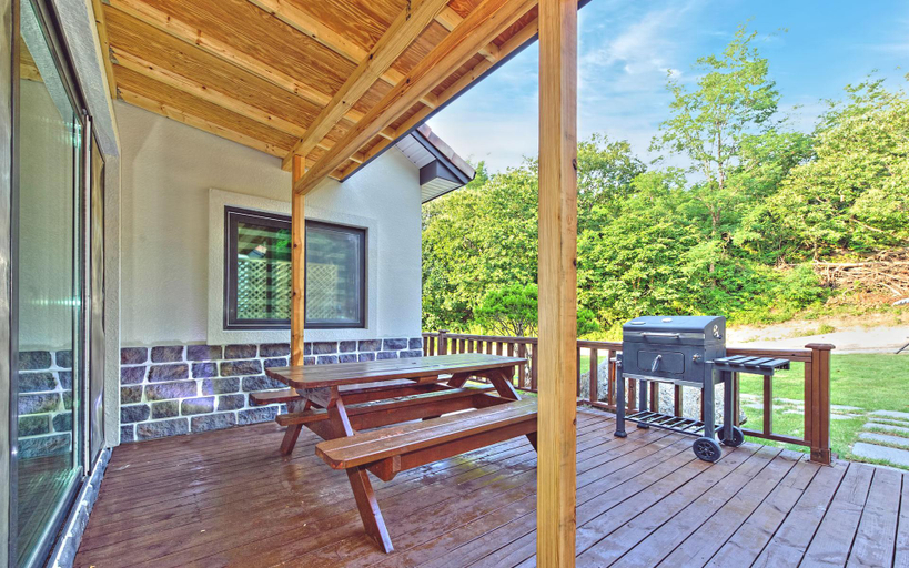 Others 3, Goseong Seonyudam Sea House Pension, Goseong