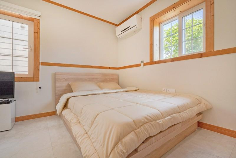 Bedroom, Gyeongju Welcome Dog Pension, Gyeongju