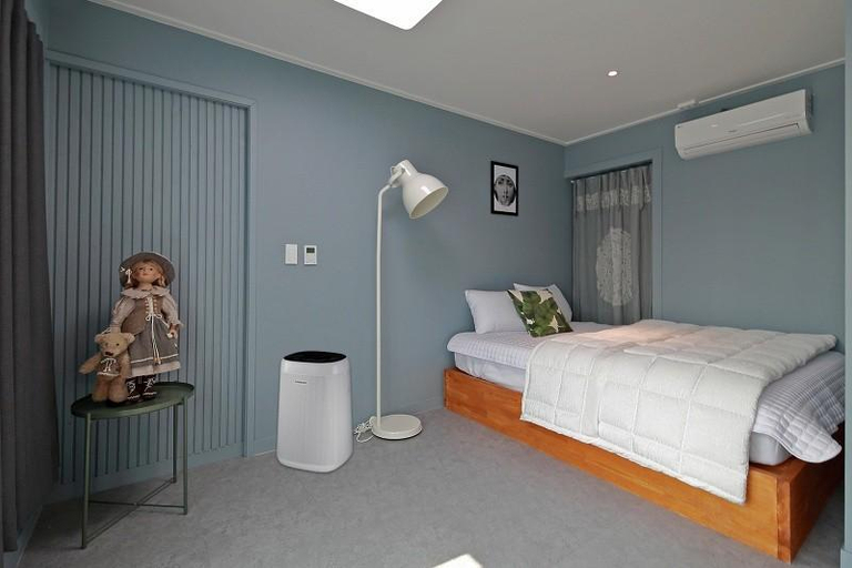 Bedroom 2, Gyeongju Oslo Pool Villa, Gyeongju