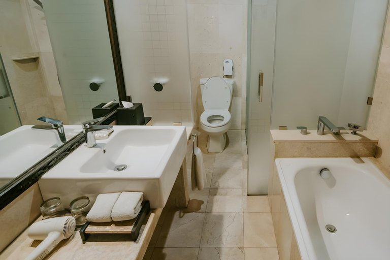 Bathroom, Arthur Suites Bali, Badung