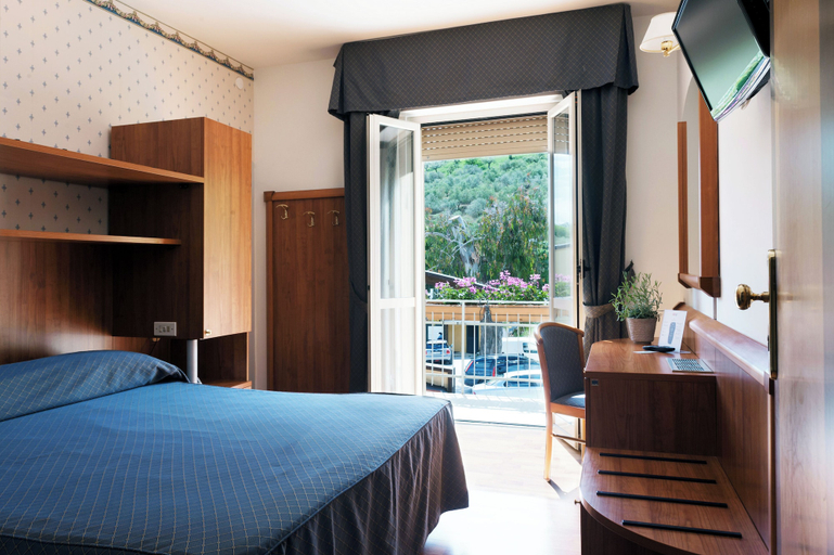 Room 2, LA GRIGLIA DI CASA NOSTRA SRL, Teramo