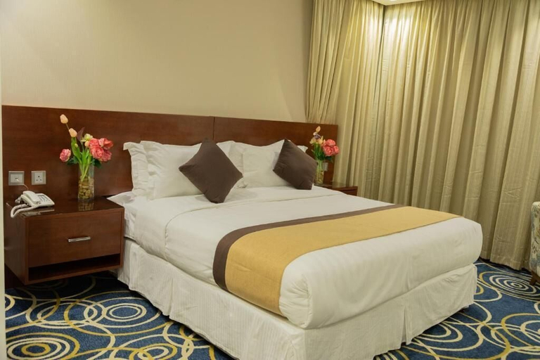 Bedroom 5, Carawan Hotel Jeddah, Jeddah