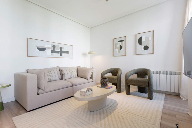 Room 4, Genteel Home Reina Sof a IV, Madrid
