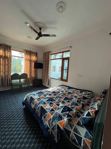 Room 3, Adhaan Guest House, Baramulla