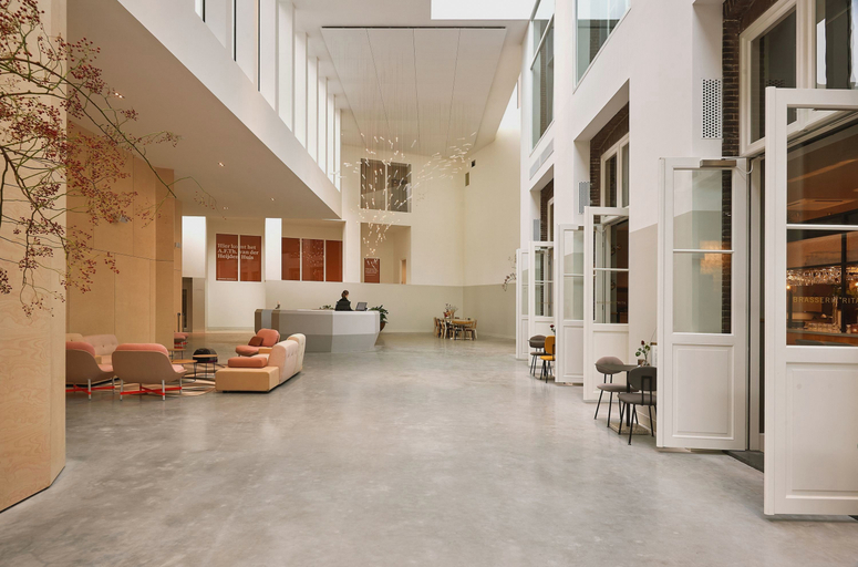 Others 5, Hotel Mariënhage, Eindhoven