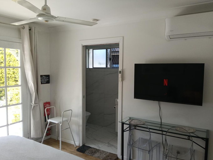 Bedroom 2, private guest suite at sorrento, Gold Coast