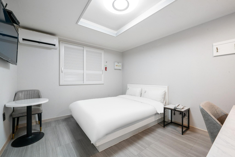 Bedroom 3, Boryeong (Daecheon) Thetis Hotel, Boryeong
