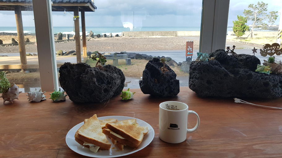 Food & Drinks, Seogwipo Jeju Empathy Guesthouse Pension, Seogwipo