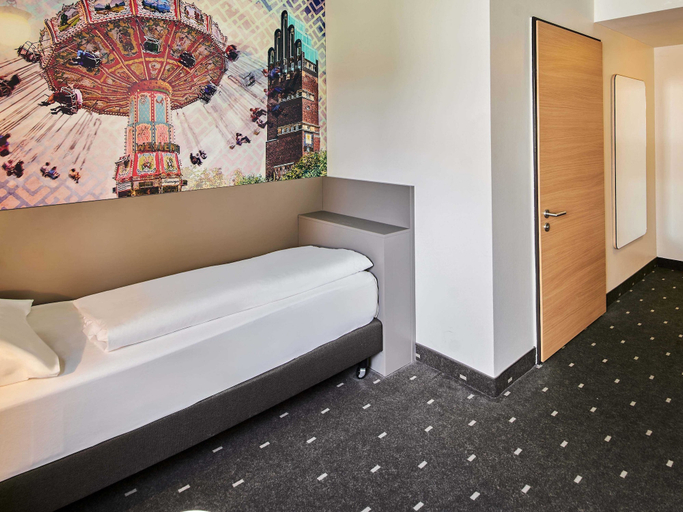 Bedroom 3, B&B Hotel Darmstadt, Darmstadt