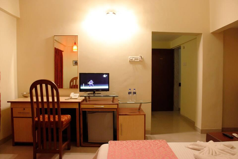 Bedroom 3, Tiara Hideaway Resort, North Goa