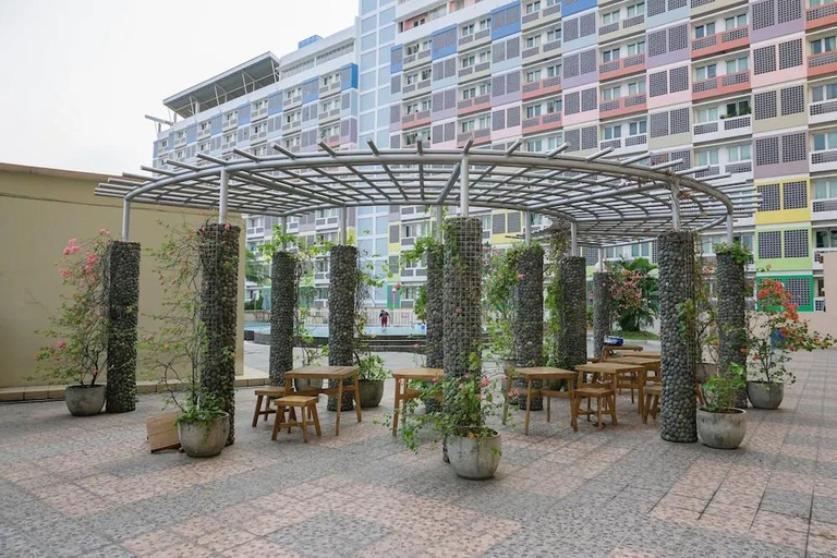 Exterior & Views 2, Cozy Stay And Homey Studio Margonda Residence 1 Apartment, Depok