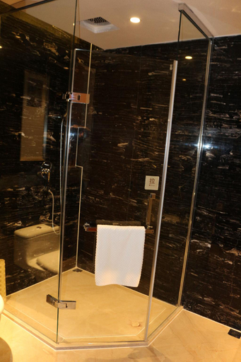 Bathroom 3, ホテル, Bazhong