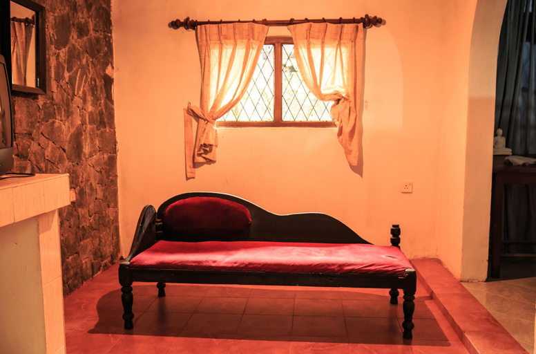 Bedroom 2, puncha hostel, K.F.G. & G. Korale