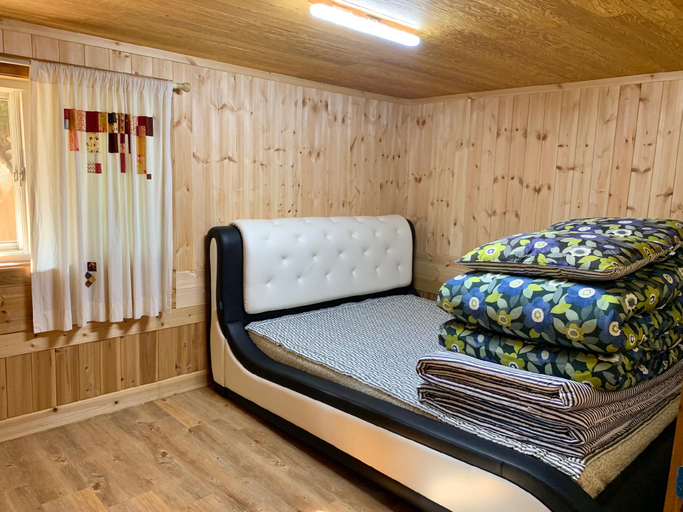 Bedroom 2, Anseong Mountain Feel Pension, Ansoeng