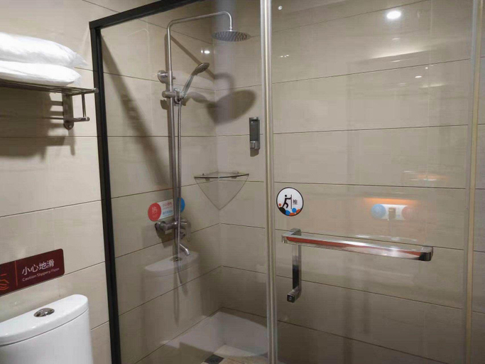 Bathroom 4, 7 Days Premium Baoding Yi County Shengyuan Shopping Center, Baoding
