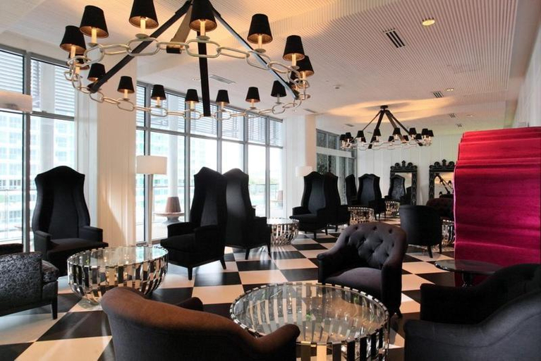 Food & Drinks, Azure Paris Hilton Staycation, Parañaque