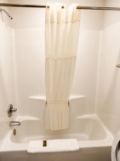 Bathroom 3, Budget Inn Timmonsville, Florence