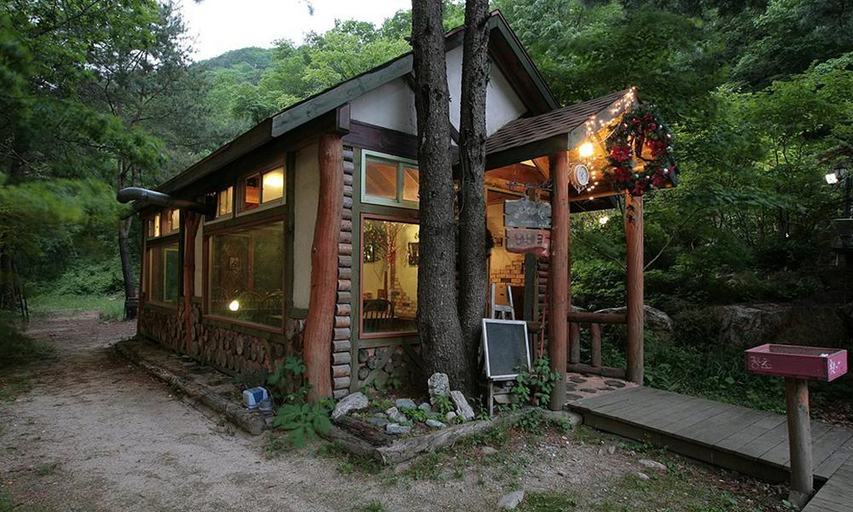 Exterior & Views 4, Pyeongchang Shara's Garden Pension, Pyeongchang