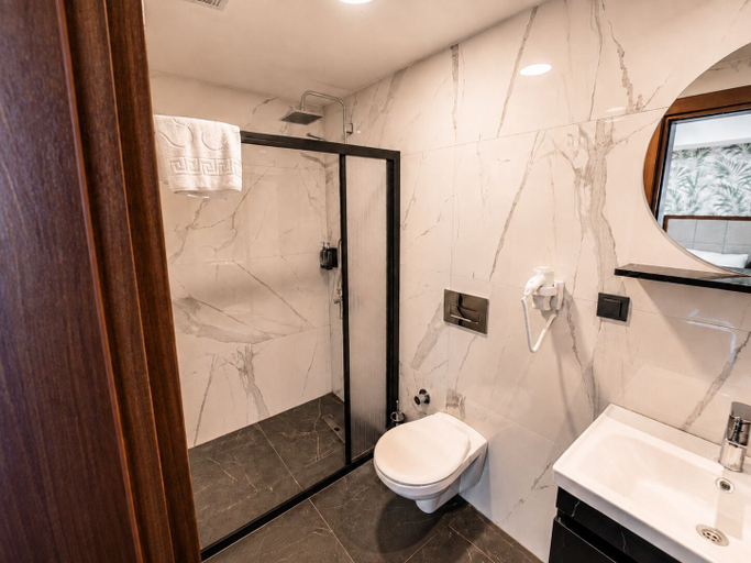 Bathroom 4, THE WISDOM HOTEL, Fatih