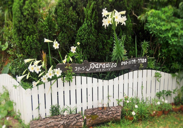 Others 3, Cottage Paradiso, Onna