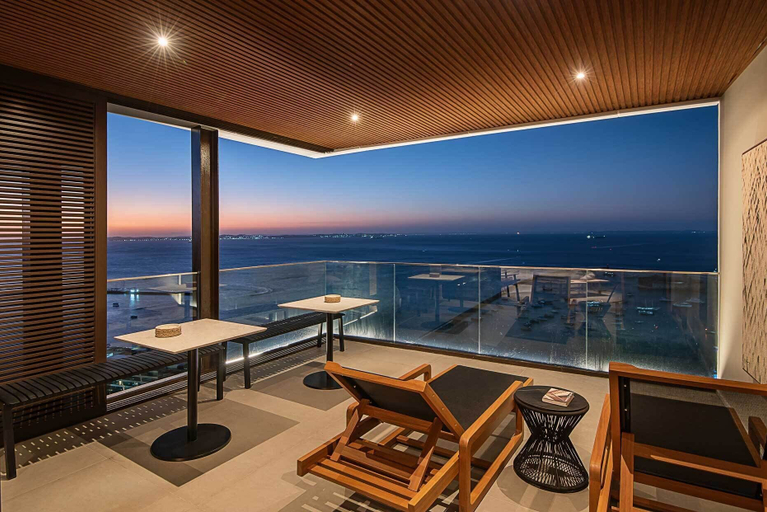 Outdoor dining 4, Gorges Residence, Salvador