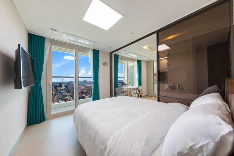 Bedroom, Summit Bay All Pension in Sokcho, Goseong