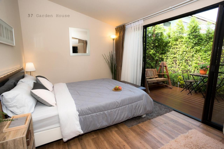 Bedroom 2, 37 Nature House, Lak Si