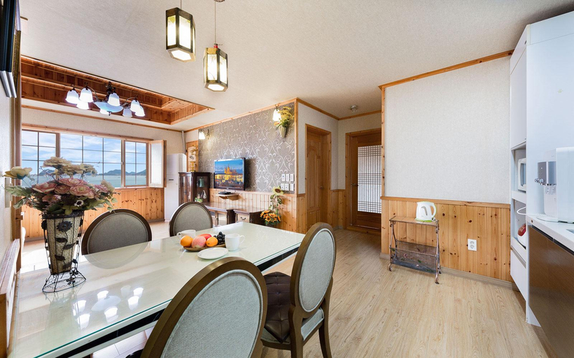 Others 5, Namhae Woongi House Pension, Namhae