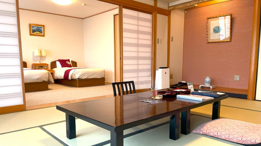 Bedroom 3, Arima Gyoen, Nishinomiya