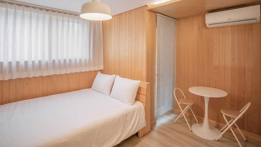 Bedroom 2, Crown Pension (Daecheon Beach), Boryeong, Boryeong