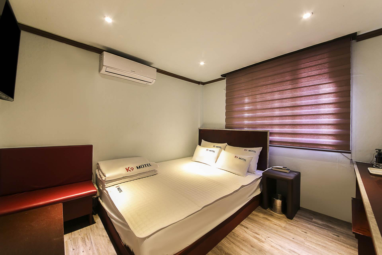 Bedroom 3, Busan Seomyeon K9, Busanjin