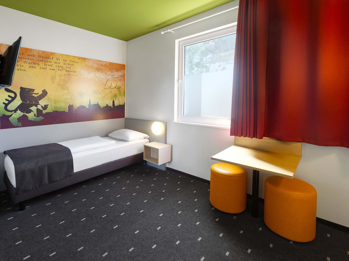Bedroom 4, B&B Hotel Weimar, Weimar