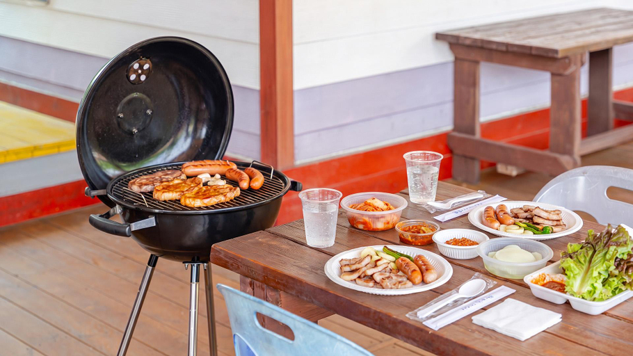 Food & Drinks, Taean Bellize Pension, Taean