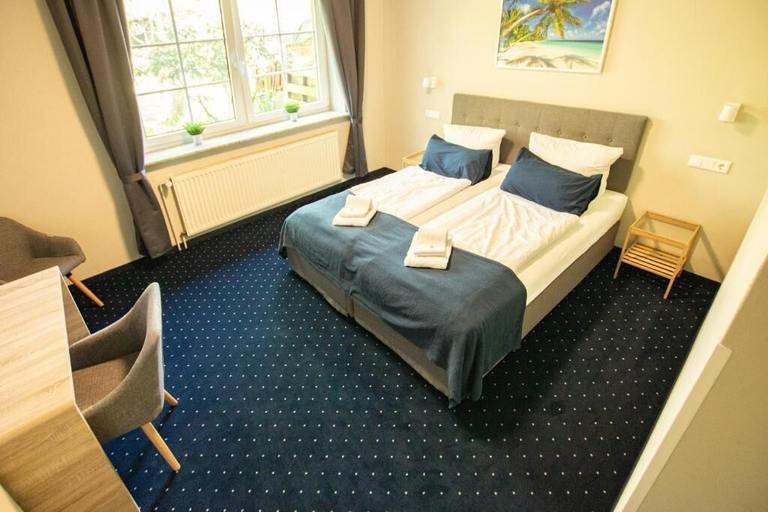 Bedroom 4, Hotel El Capitan, Wesel