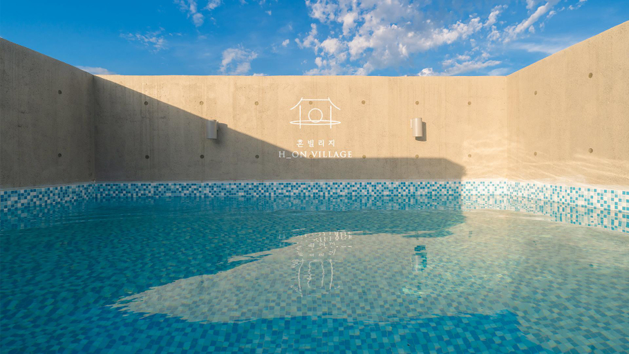 Sport & Beauty 5, Gyeongju Horn Village Pool Villa, Gyeongju