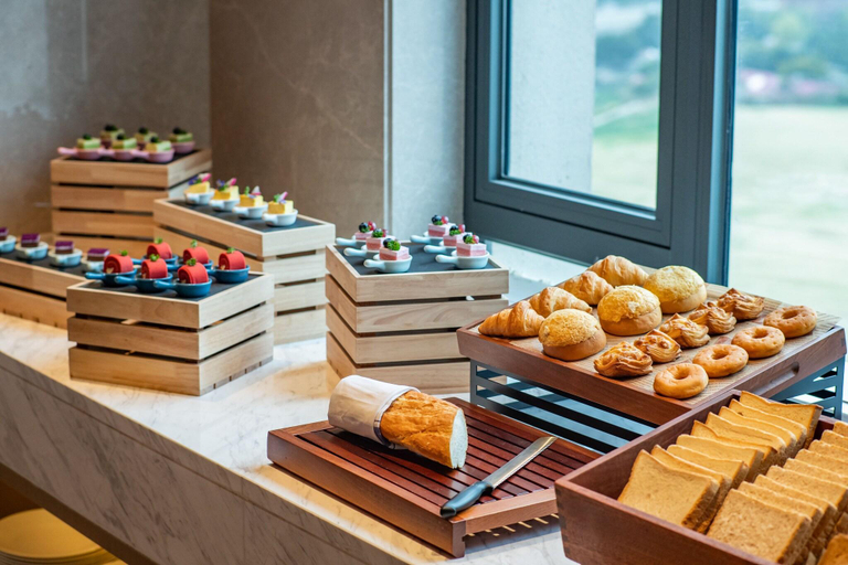 Food & Drinks 5, Fairfield By Marriott Chengdu Hi-tech Zone, Chengdu