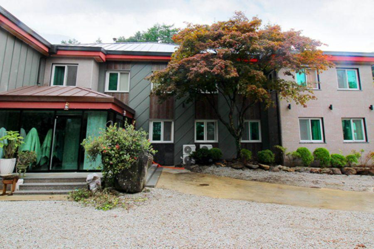 Exterior & Views 4, Muju Sunflower Pension, Muju