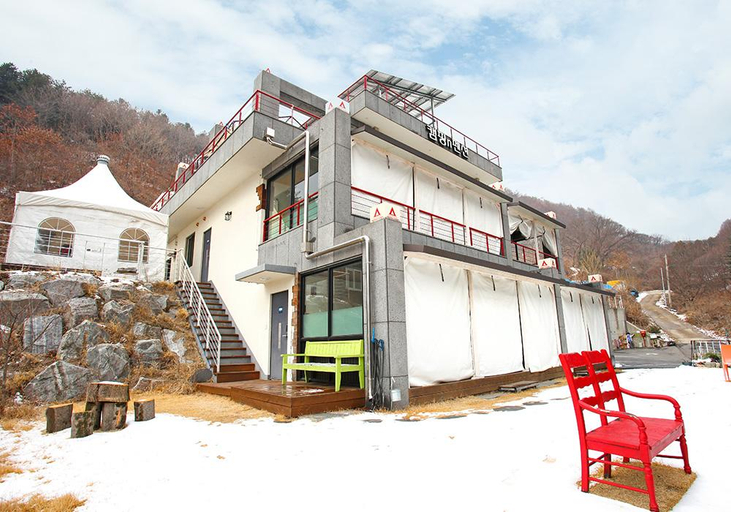 Exterior & Views 1, Hwacheon Camping N Pension, Hwacheon