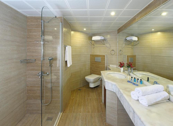 Bathroom 4, Fortuna Beach Hotel - All Inclusive, Marmaris