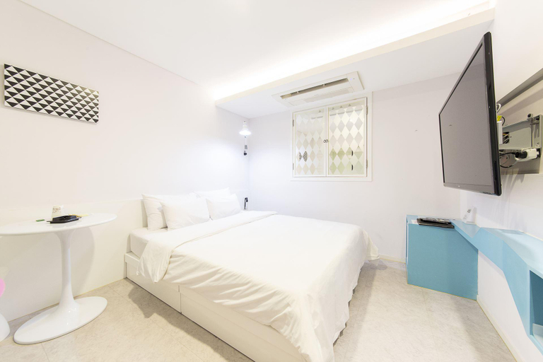 Bedroom 4, Bucheon Hotel I, Bucheon