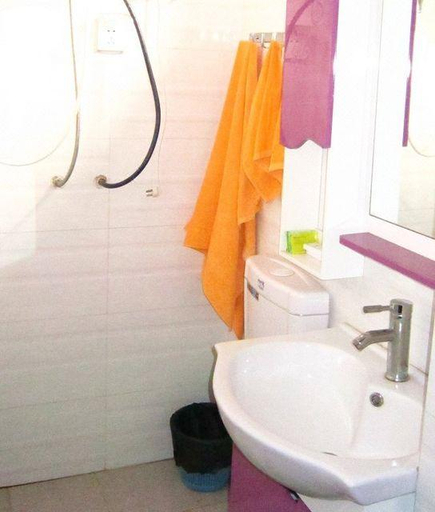 Bathroom, Jinguang Holiday Hotel, Chengdu