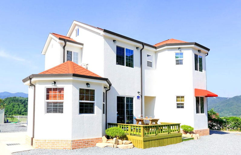 Exterior & Views 4, Cheongdo Pine Hill Pension, Dalseong