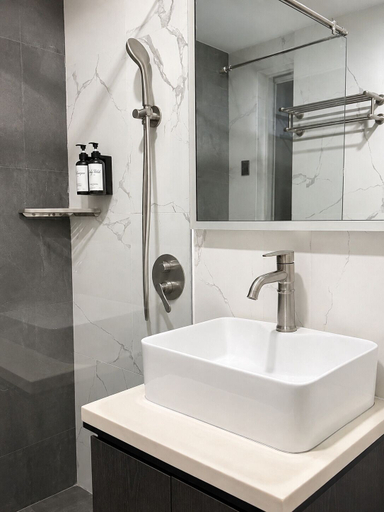 Bathroom 3, Hotel One - Bacolod, Bacolod City