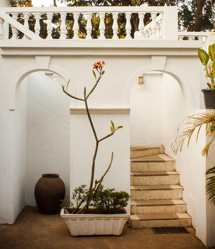 Others 4, Quarto de Casa Tipri, North Goa
